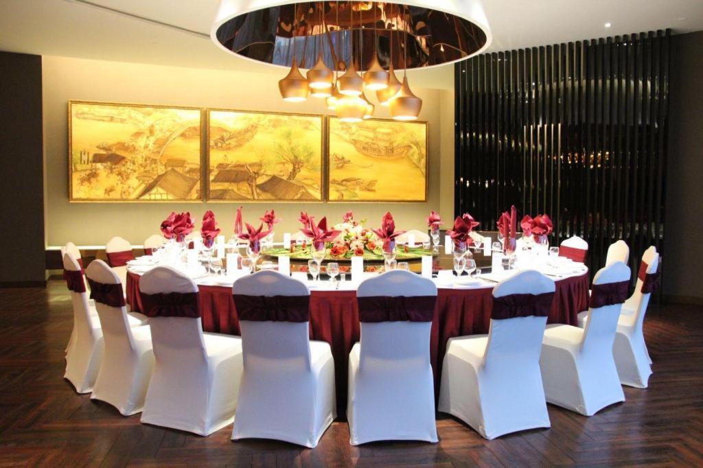 Maison New Century Hotel Dongguan Dongguan  Exterior photo