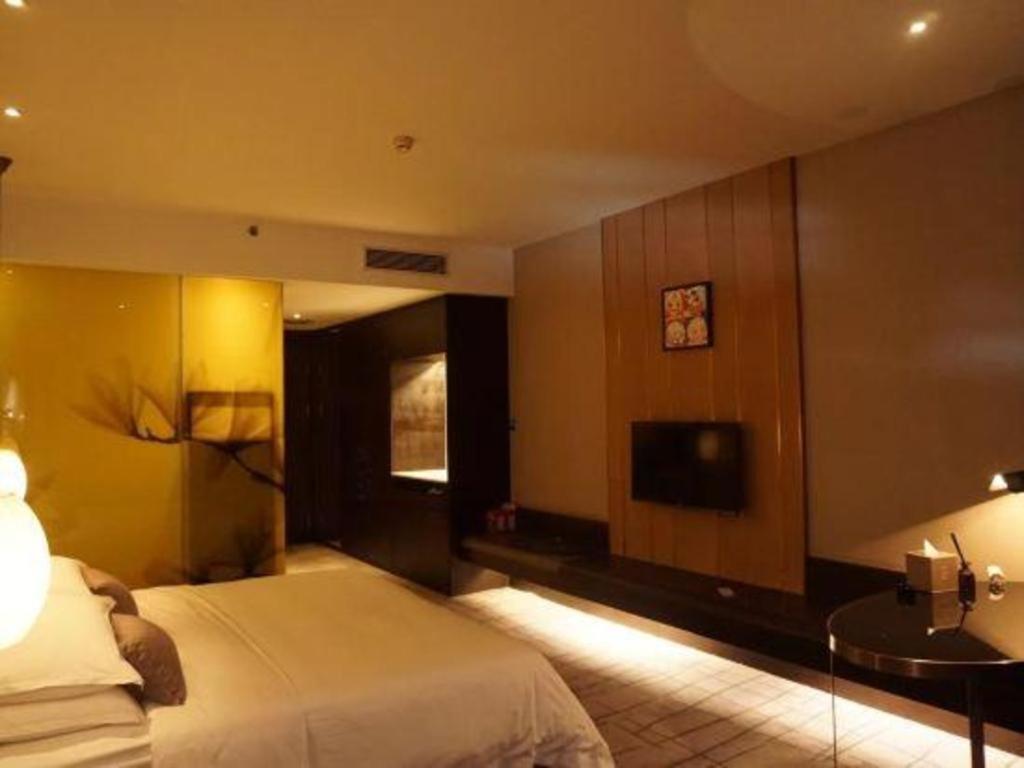 Maison New Century Hotel Dongguan Dongguan  Exterior photo