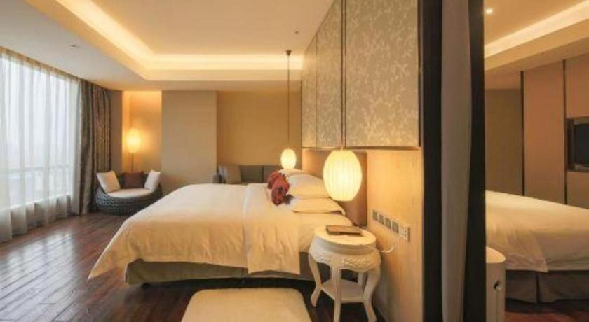 Maison New Century Hotel Dongguan Dongguan  Exterior photo